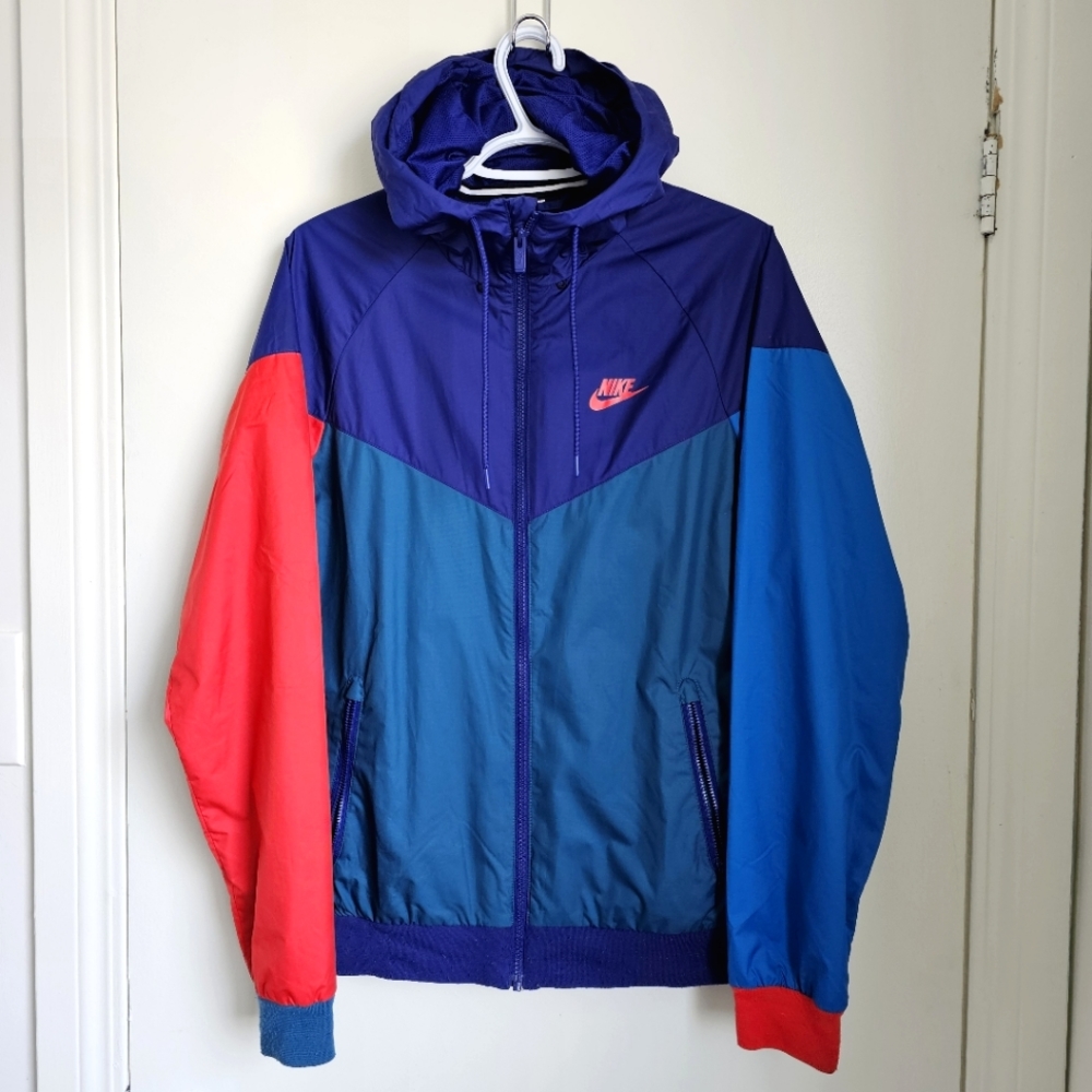 Nike Colorblock Windbreaker Small